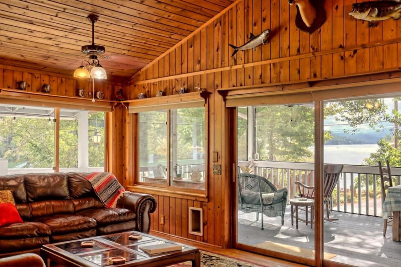 Hannahs Perch On Lake Burton With Private Top Patio And Bottom Dock Клейтън Екстериор снимка