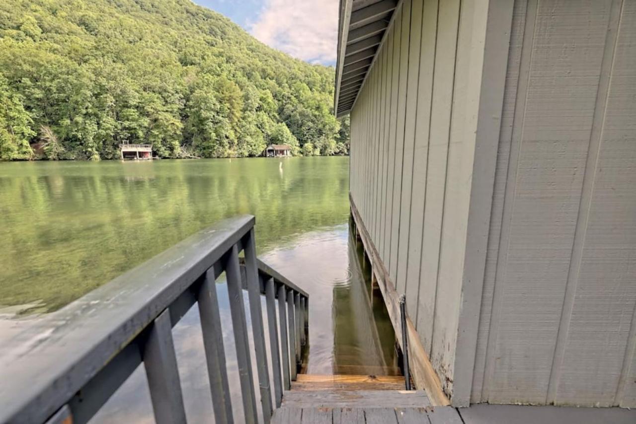 Hannahs Perch On Lake Burton With Private Top Patio And Bottom Dock Клейтън Екстериор снимка